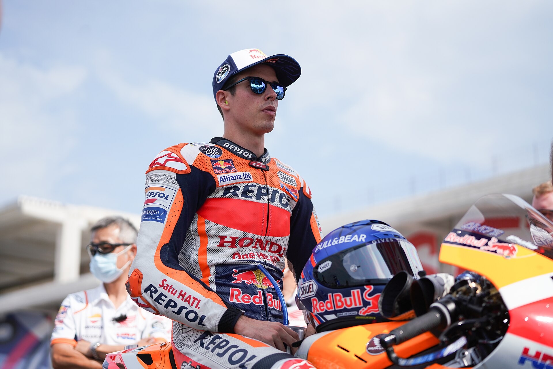 Álex Márquez, sitting on his Repsol Honda, preparing for the start of the 2020 Emilia Romagna and Rimini's Coast Grand Prix.