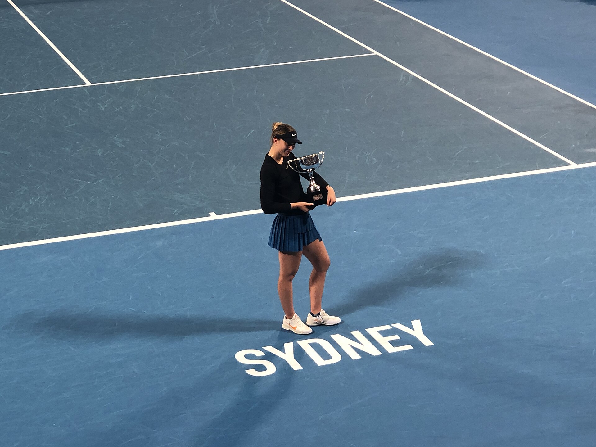 Paula Badosa with the trophy after winning the Sydney Tennis Classic.