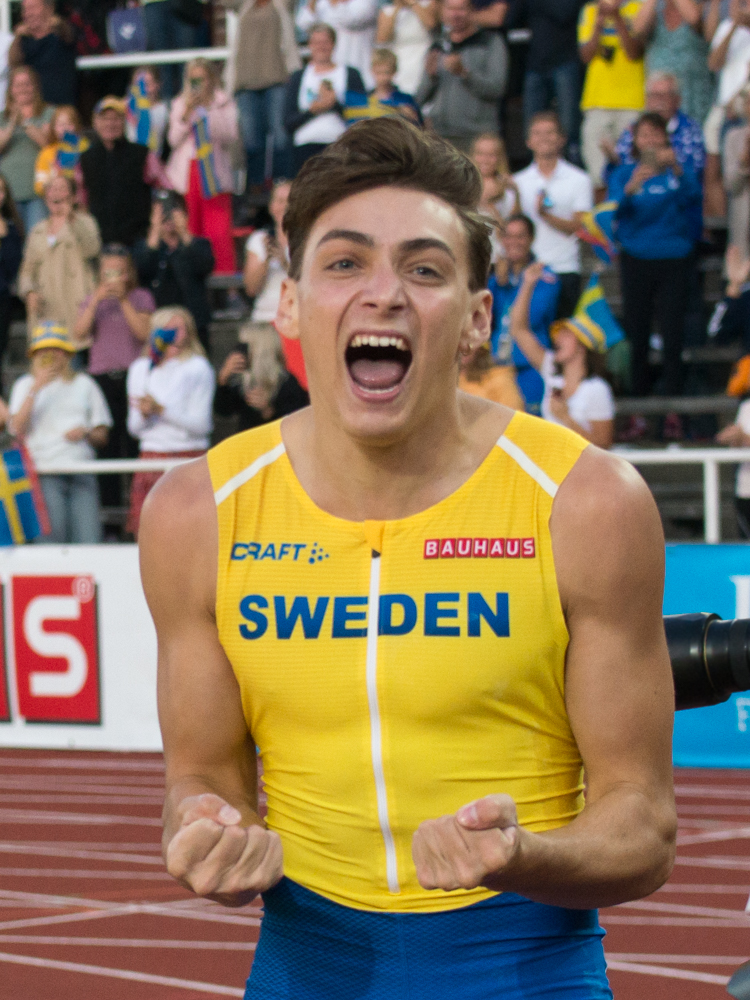 Armand Duplantis jumps 6.0 meters in pole at Stockholm Stadium on August 24, 2019.