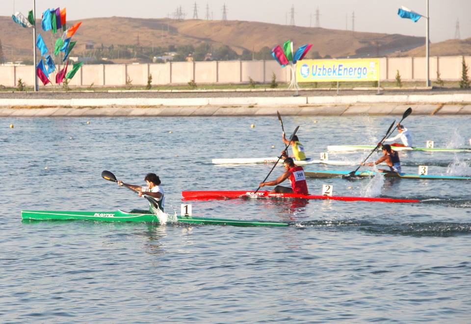 Mohammad Abubakar Durrani clearly leading in K,1 200 M semi final race in 15th Asian Canoe Sprint Championship Samarqand Uzbekistan