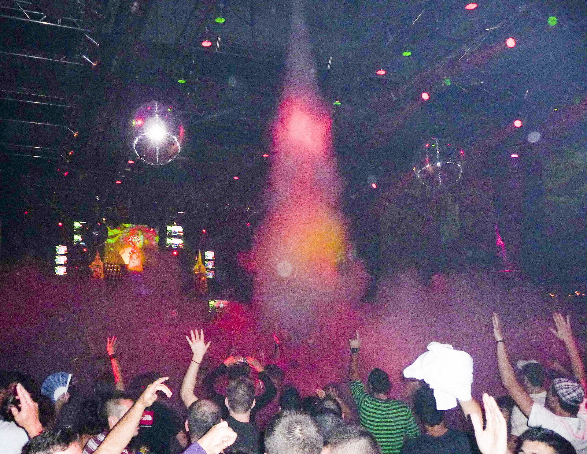 Megatrón en discoteca Fabrik, Madrid.