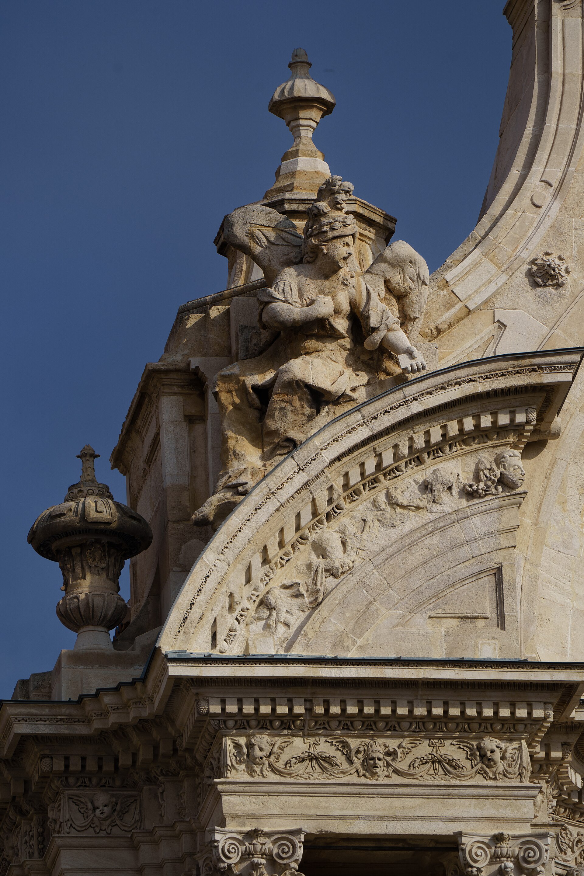 Anachronism added to the façade of Murcia Cathedral during restoration work in 2024.