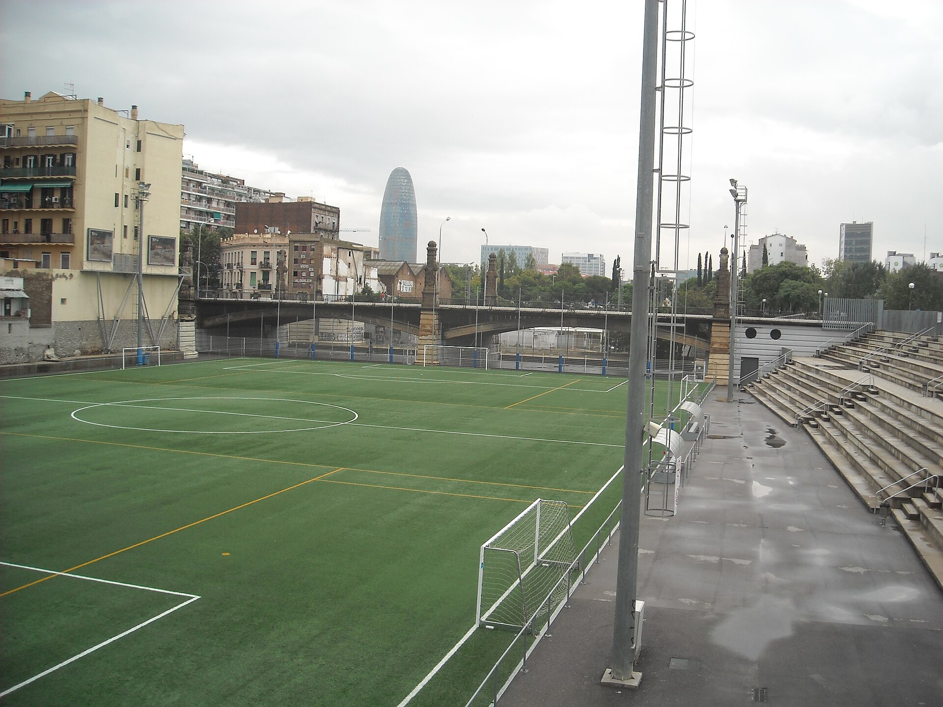 with Torre Agbar in Background