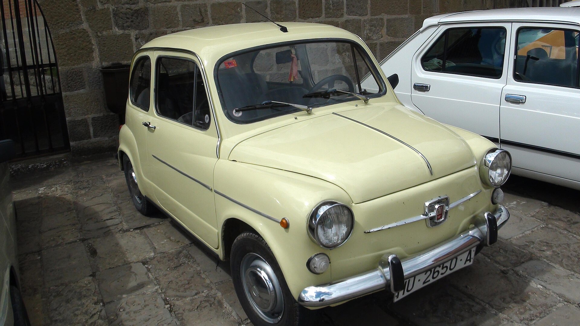 Coches clásicos en Torreciudad - 78