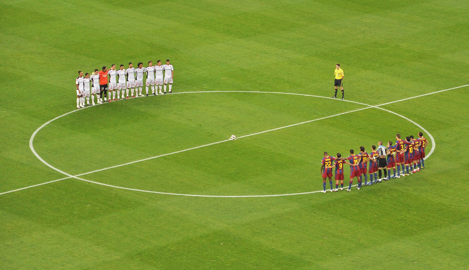 The pre-match in spanish Liga BBVA's 2010-2011 season, 6th round encounter between Barcelona FC and Real Club Deportivo Mallorca (disputed at night on October 3rd 2010 at the Camp 